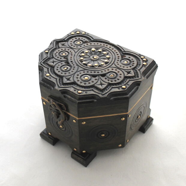 20405-1 Ukrainian Carved Hexagonal Wooden Decorative Box Metal Beads 5"