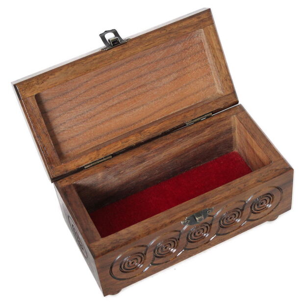 20302-2 Ukrainian Carved Walnut Wood Chest Hutsul Style Kufer 7"x3.5"